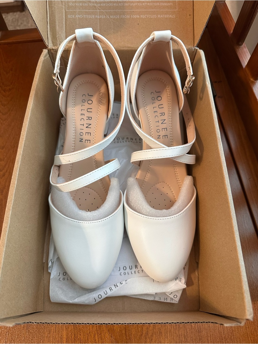 Journee Collection White Pointed Ankle-Strap Flats